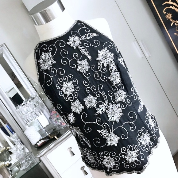 Halter Top Beaded Medium - Picture 1 of 8